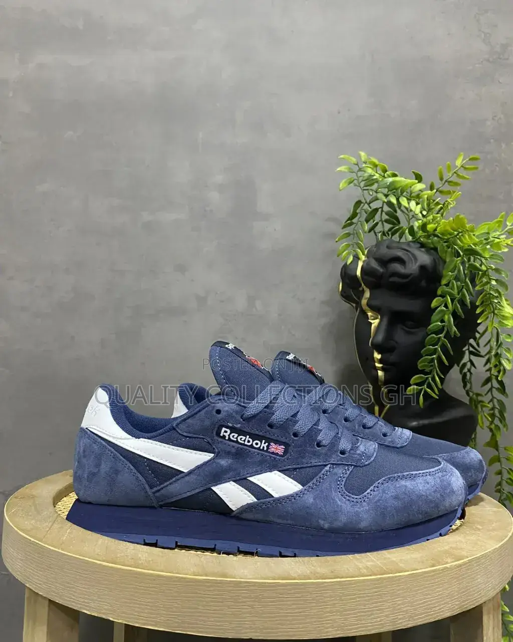Reebok Classic Navy Blue and White
