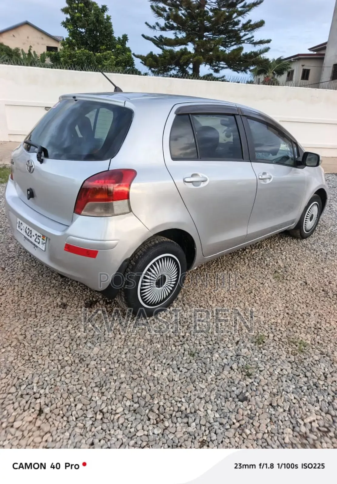 Toyota Vitz 2010 Gray