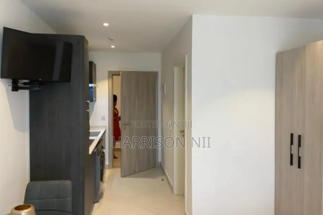 Furnished Studio Apartment in Lennox, Airport Residential Area for sale