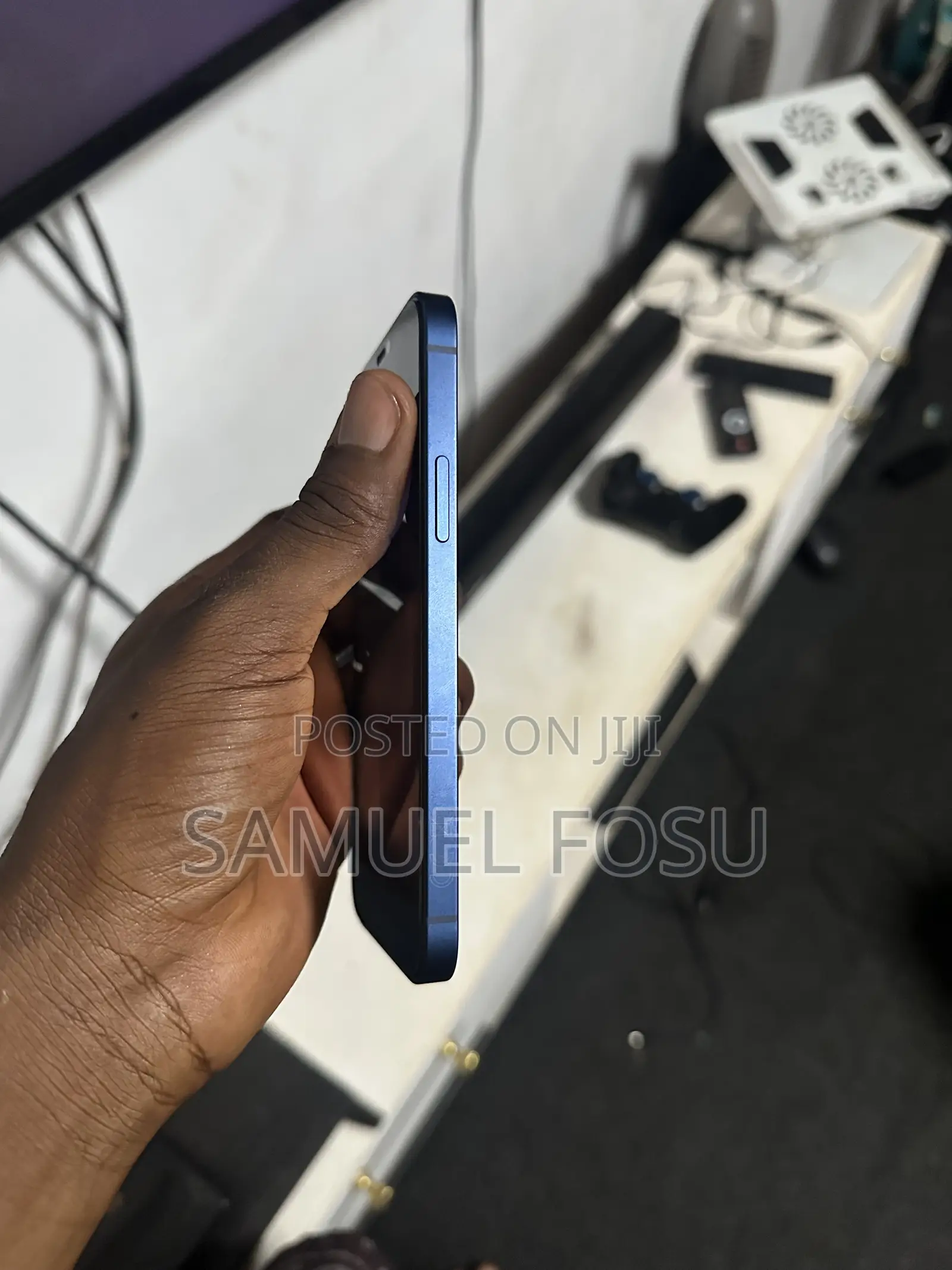 Apple iPhone 12 64 GB Blue