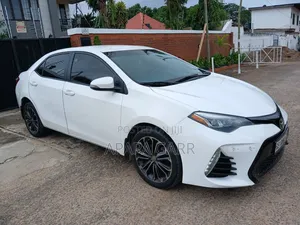 Toyota Corolla 2016 White