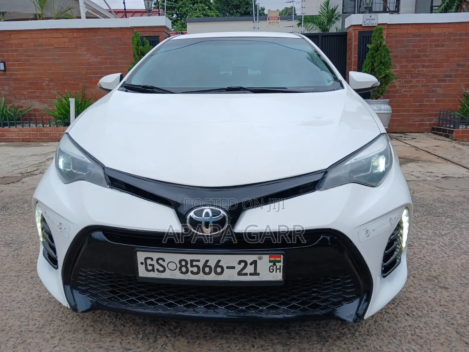 Toyota Corolla 2016 White