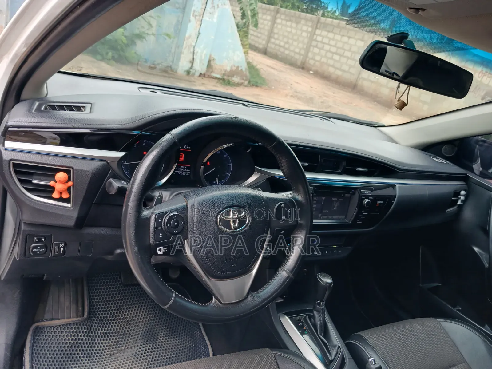 Toyota Corolla 2016 White
