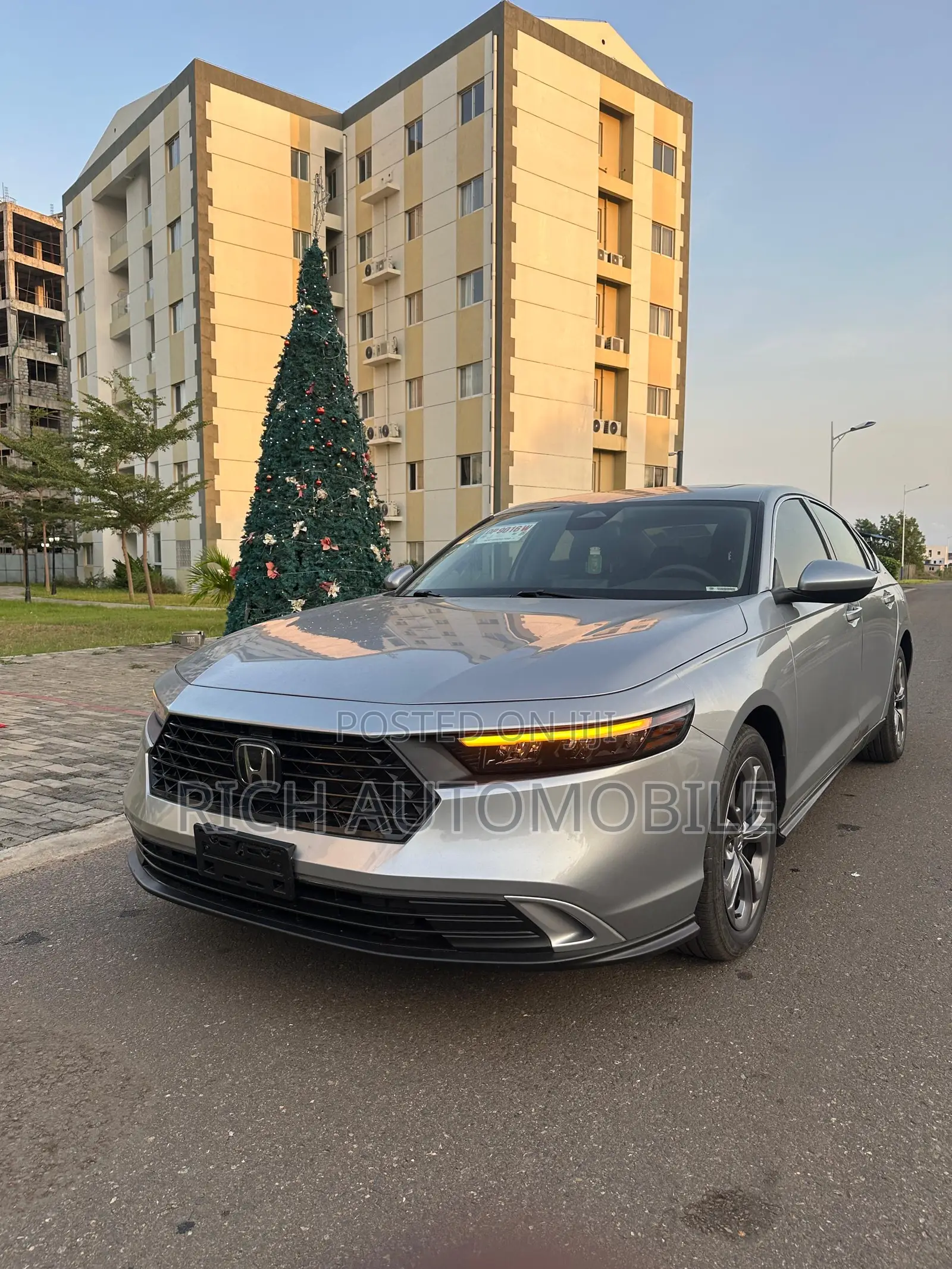Honda Accord 2023 Silver