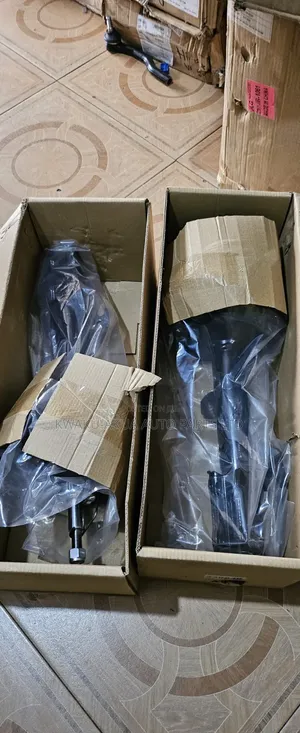Toyota Highlander 2012 Front Shock Absorbers