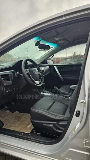Toyota Corolla Altis 2017 Silver