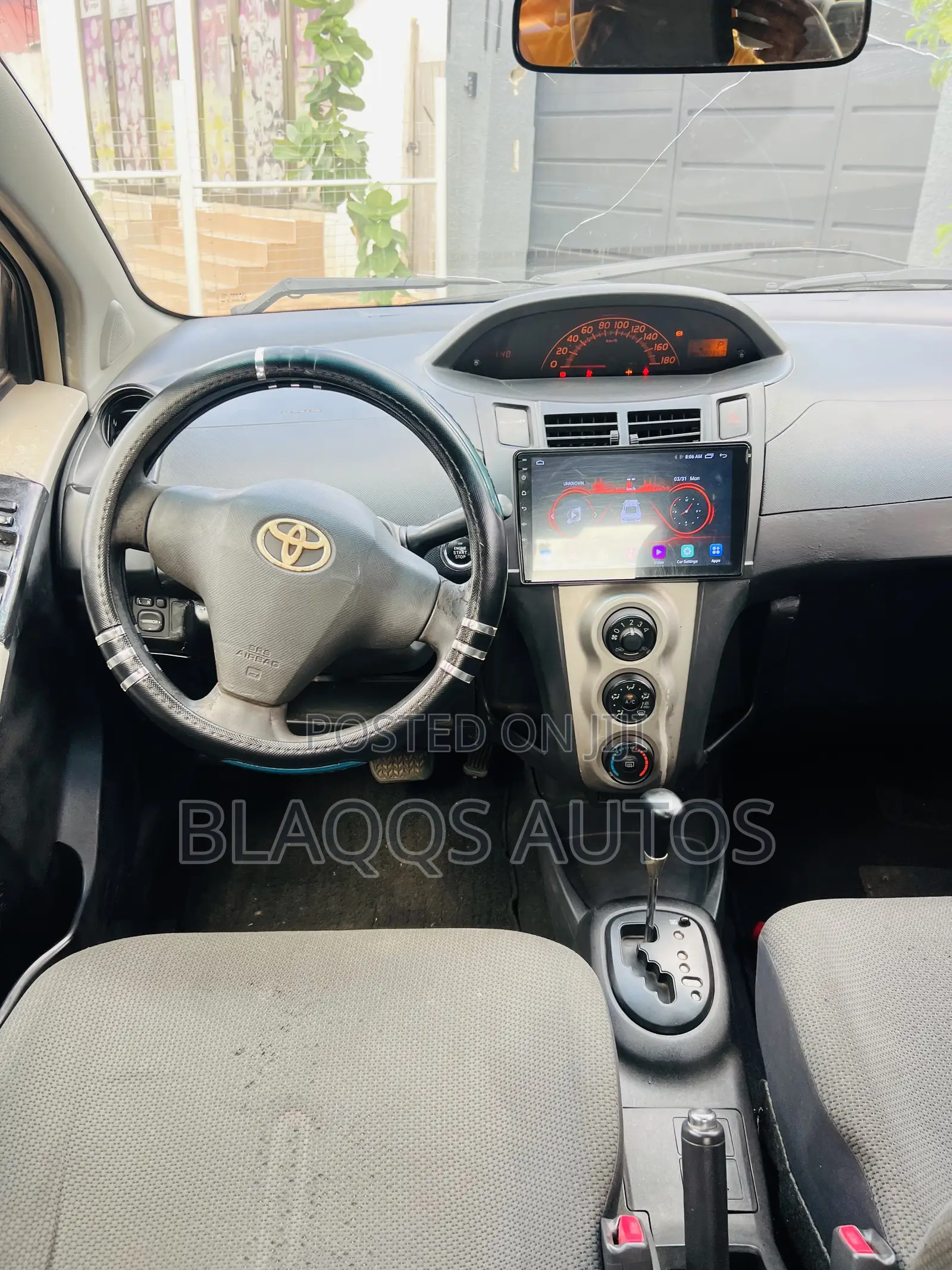Toyota Vitz 2010 Black