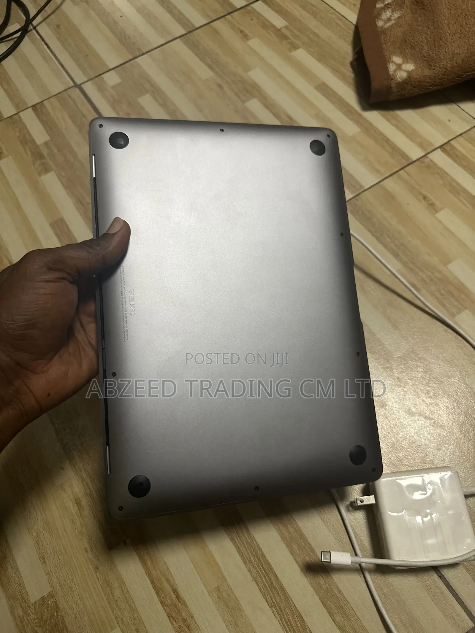 Laptop Apple MacBook Air 2020 M1 8GB Intel Core i5 SSD 256GB
