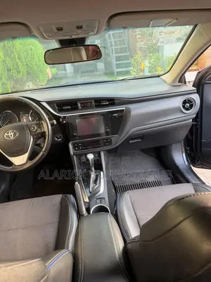 Toyota Corolla SE Special Edition 4dr Sedan (1.8L 4cyl CVT) 2017 Black