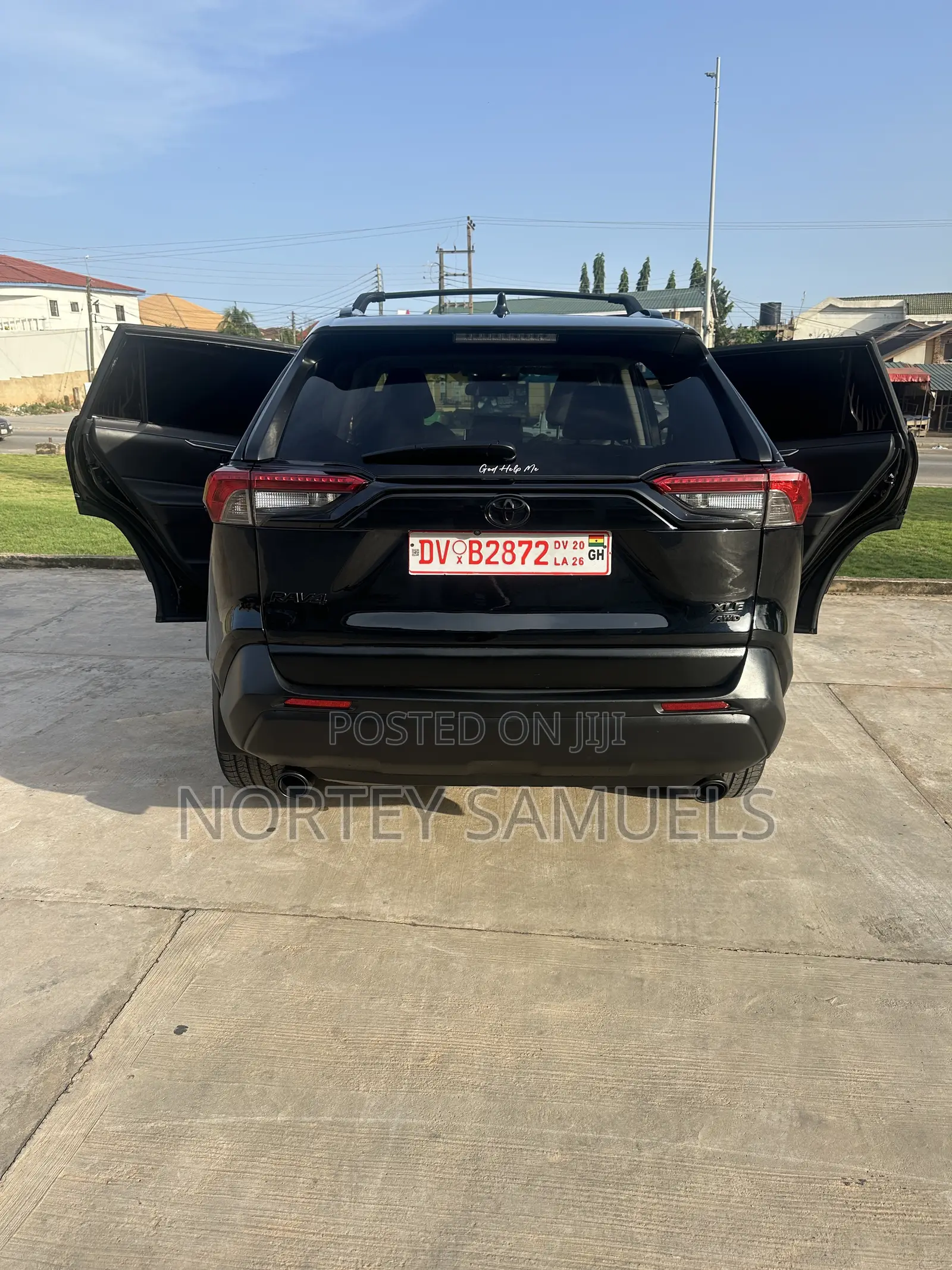 Toyota RAV4 XLE Premium 2025 Black