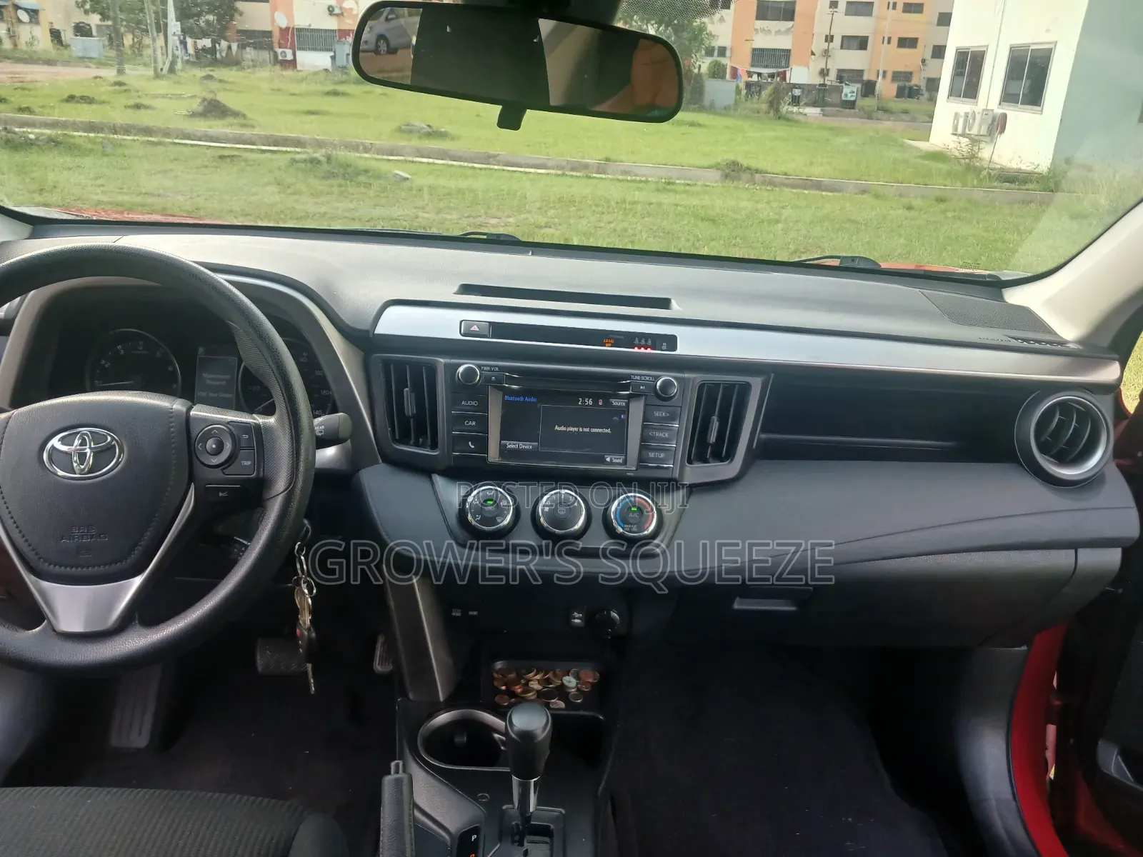 Toyota RAV4 XLE AWD (2.5L 4cyl 6A) 2017 Red
