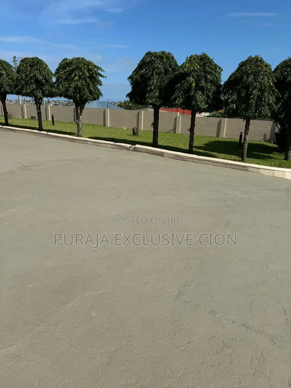 5bdrm Mansion in Green Luxe, MacCharty Hills for rent