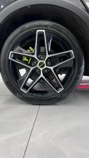 Roewe RX5 Plus 2021 Black