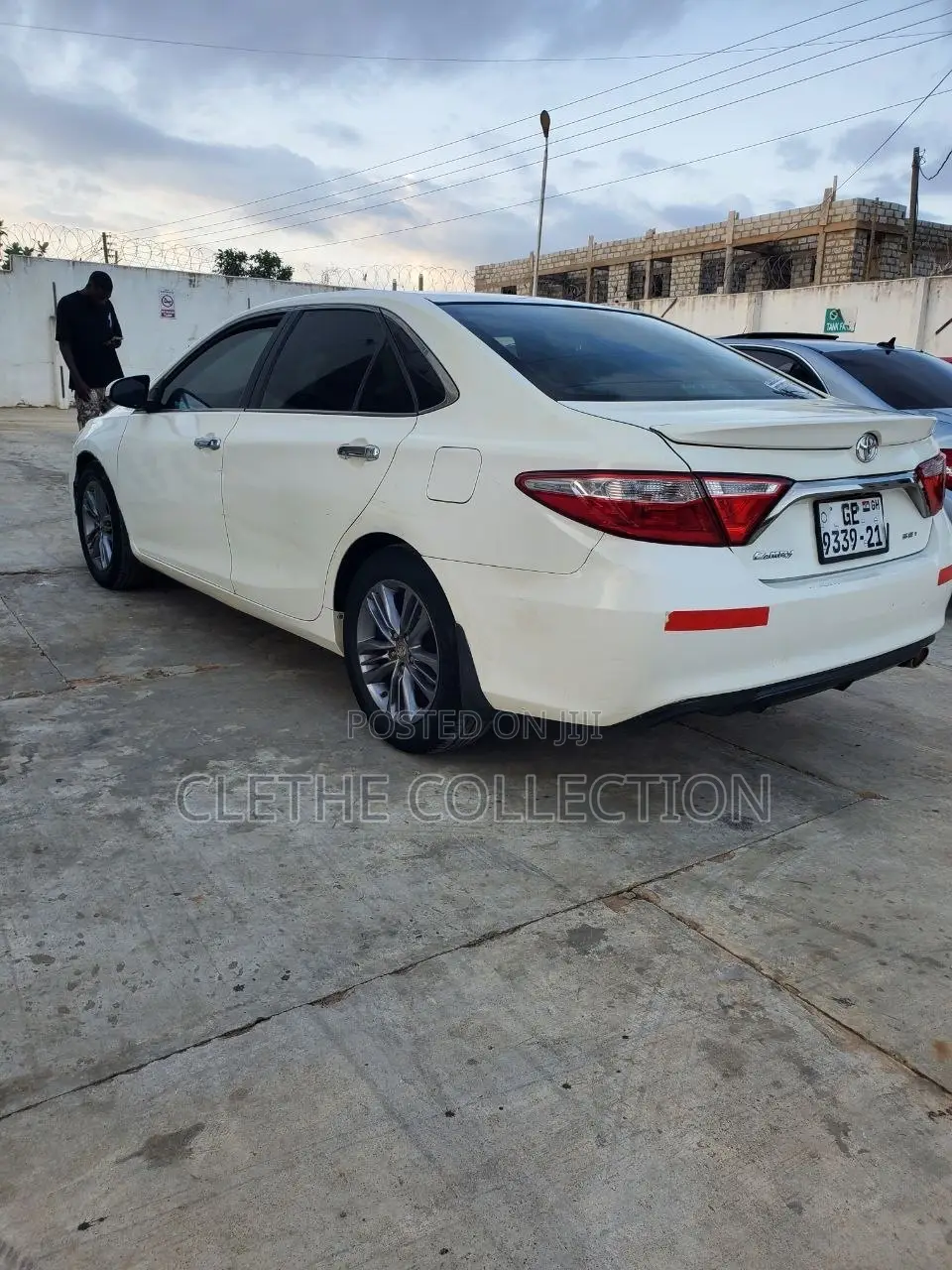 Toyota Camry SE 4dr Sedan (2.5L 4cyl 6A) 2015 White