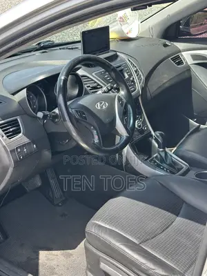 Hyundai Avante 2014 Silver
