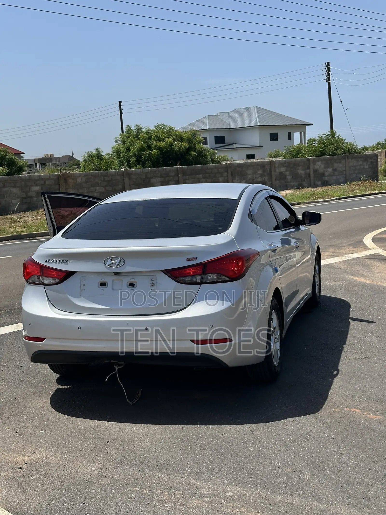 Hyundai Avante 2014 Silver