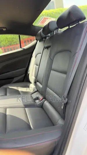 Hyundai Elantra Sport 2018 White
