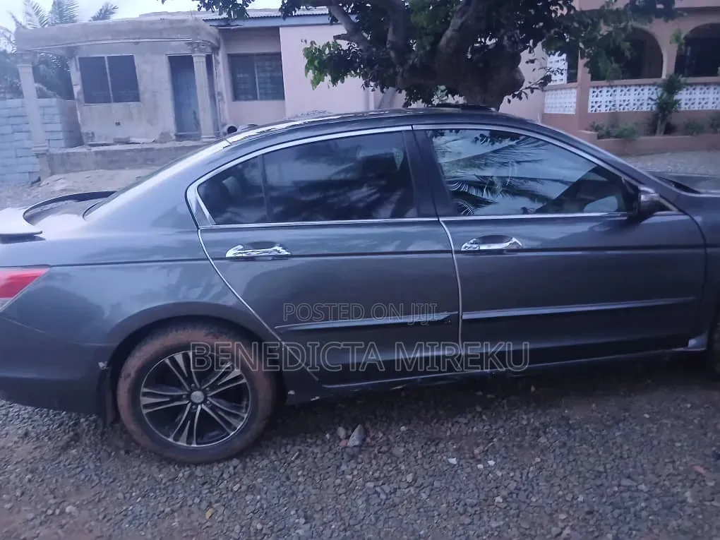 Honda Accord 2011 Gray