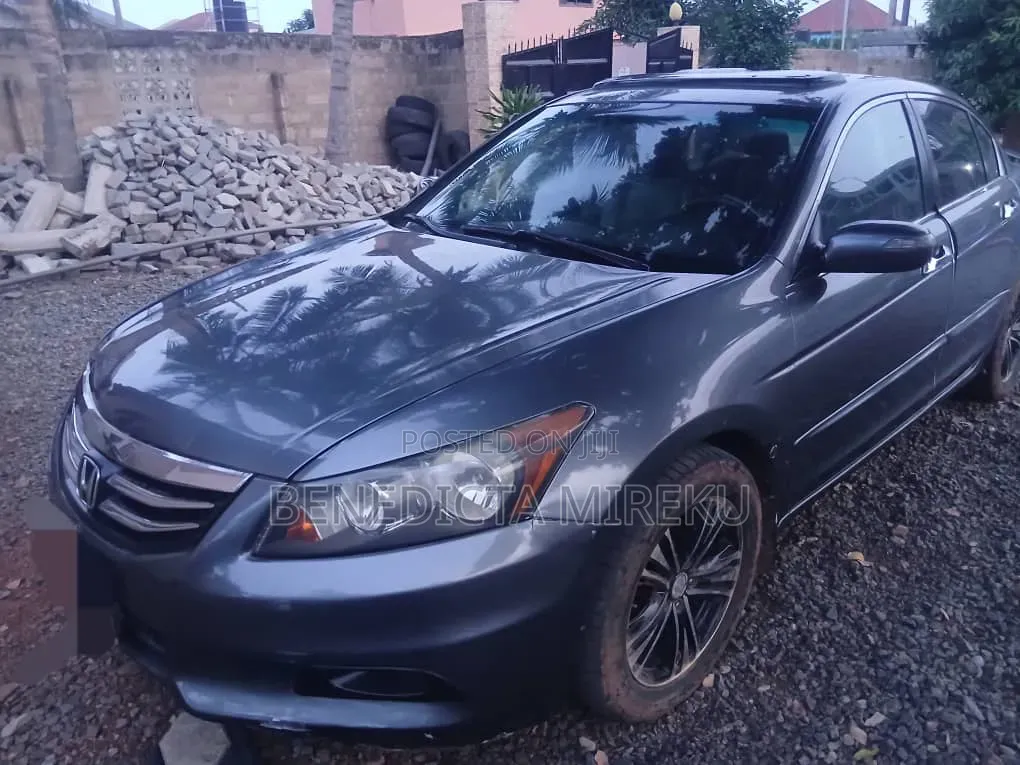 Honda Accord 2011 Gray