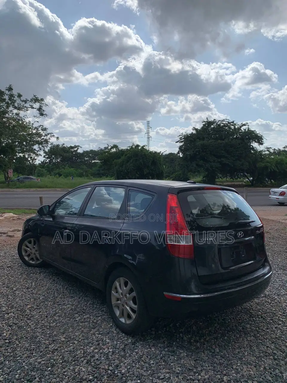 Hyundai Elantra Touring SE Automatic 2010 Black
