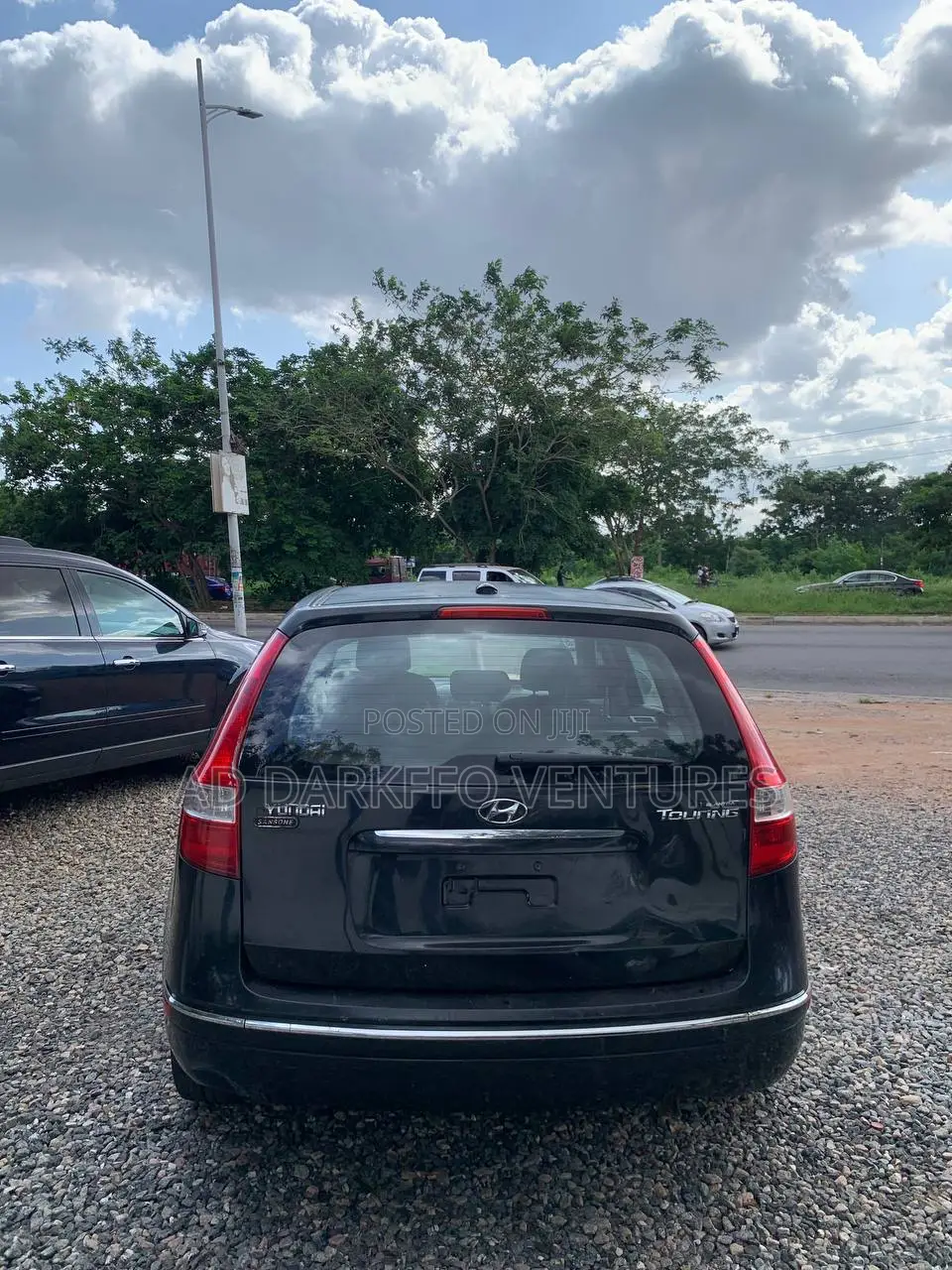 Hyundai Elantra Touring SE Automatic 2010 Black