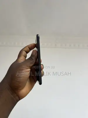 Apple iPhone 7 32 GB Black