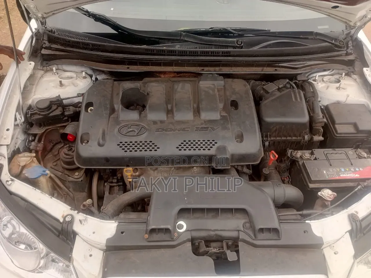 Hyundai Elantra 2010 White