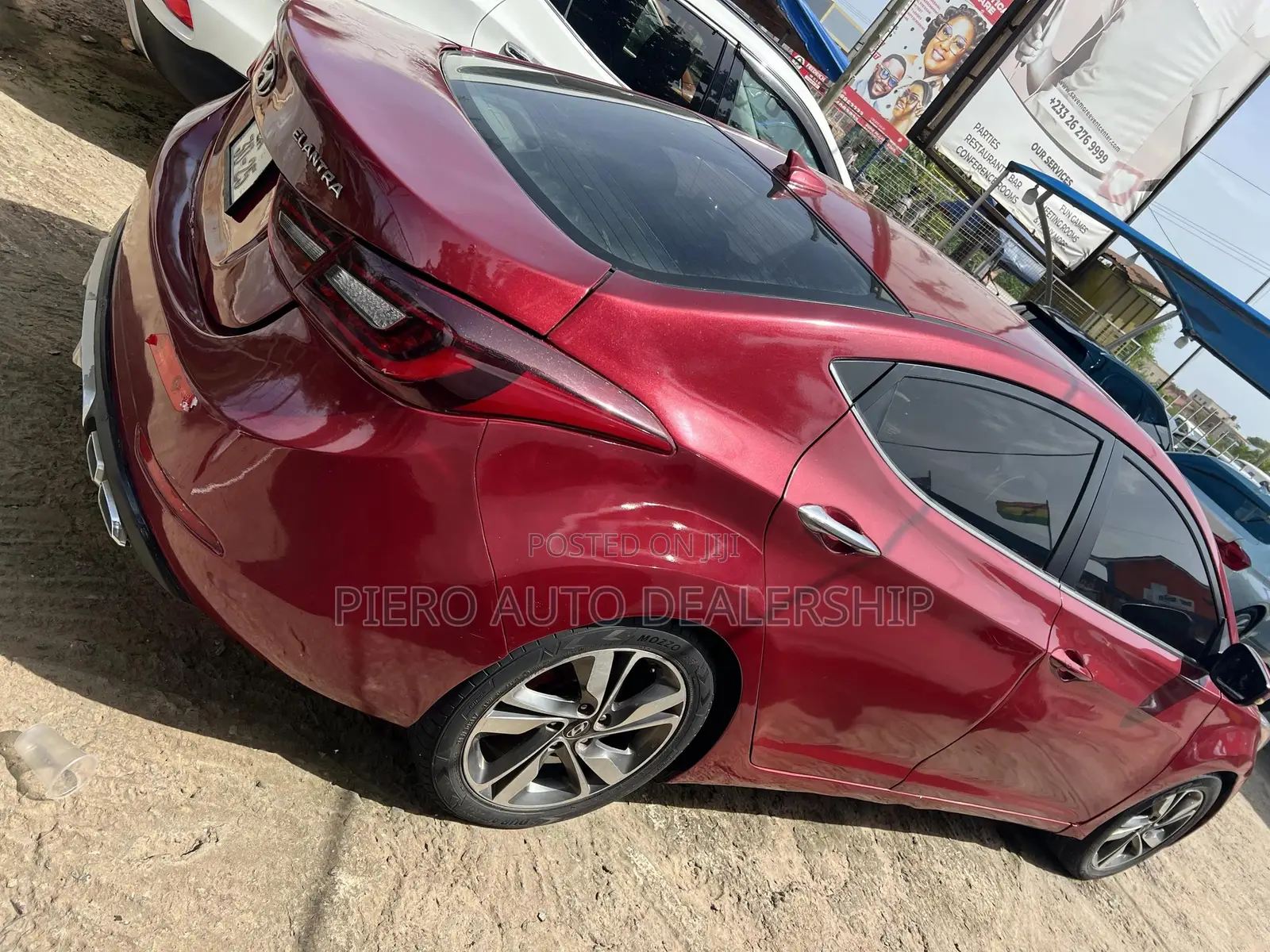 Hyundai Elantra 2014 Red