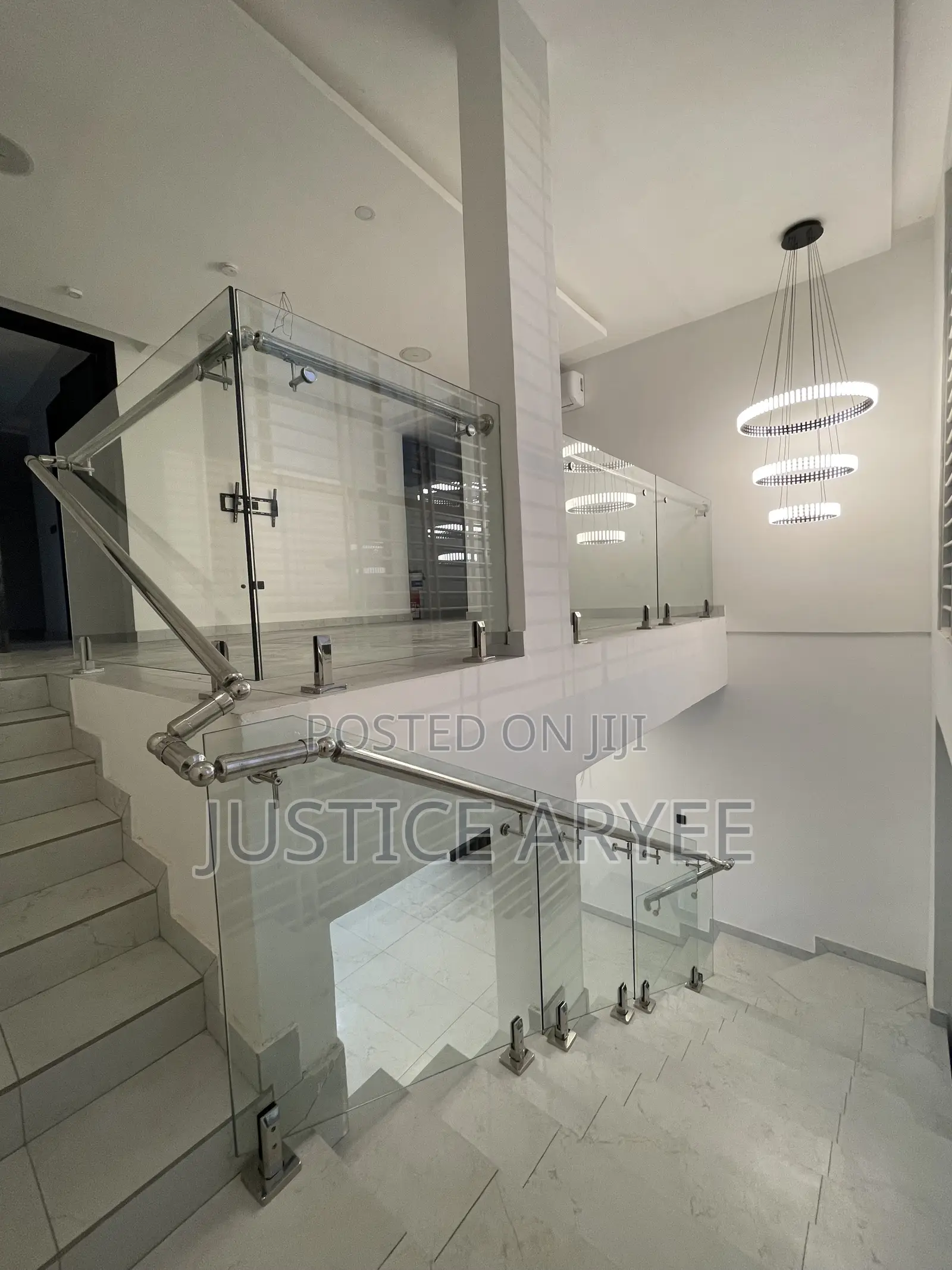Frameless Glass Fabricator