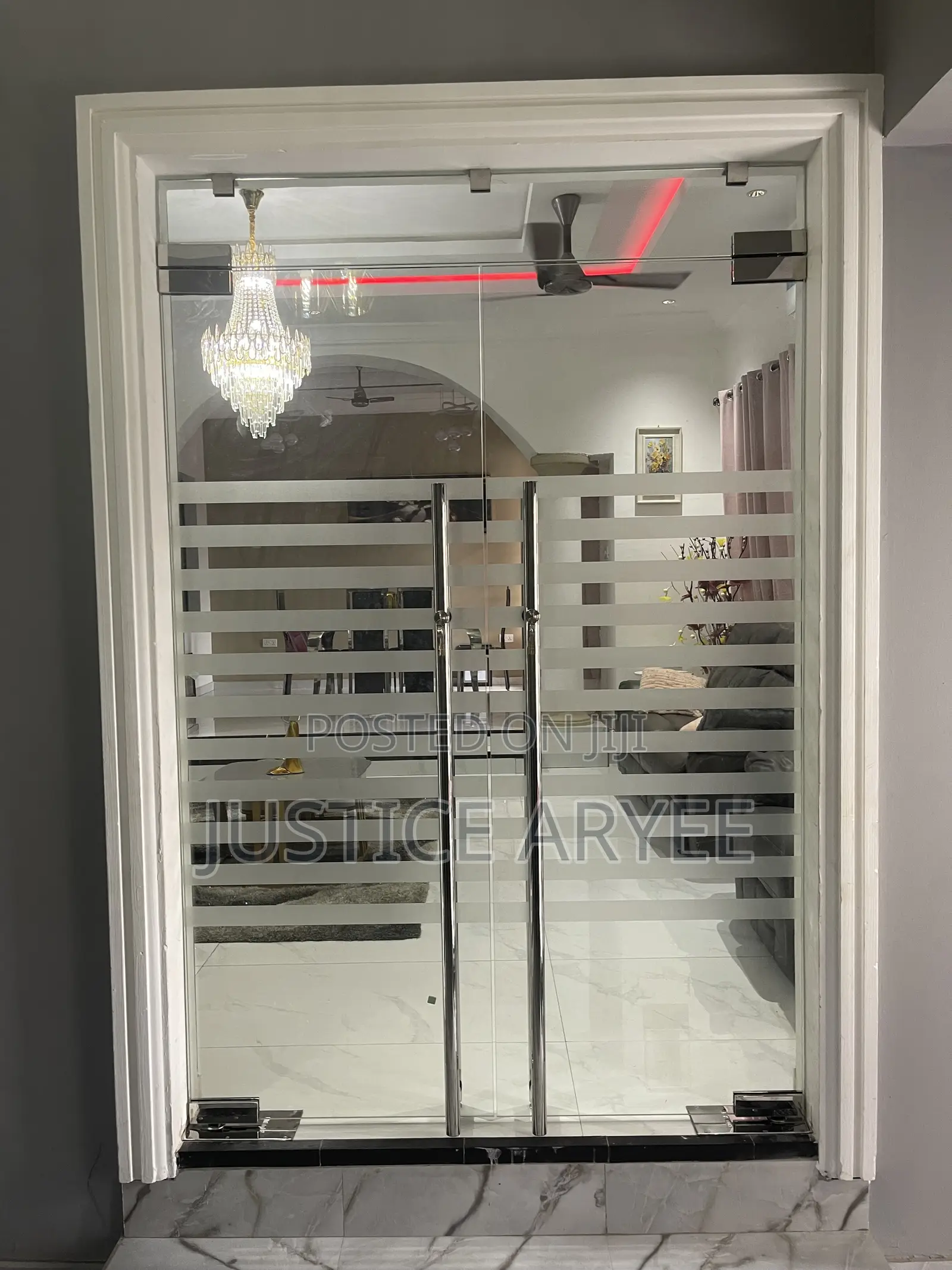 Frameless Glass Fabricator