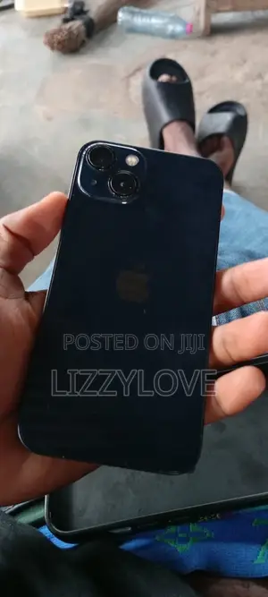 Apple iPhone 13 128 GB Black