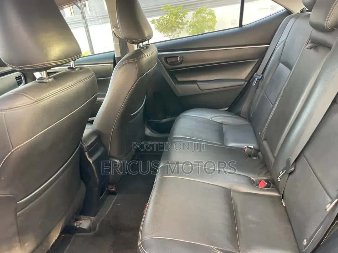 Toyota Corolla Altis 2015 Blue