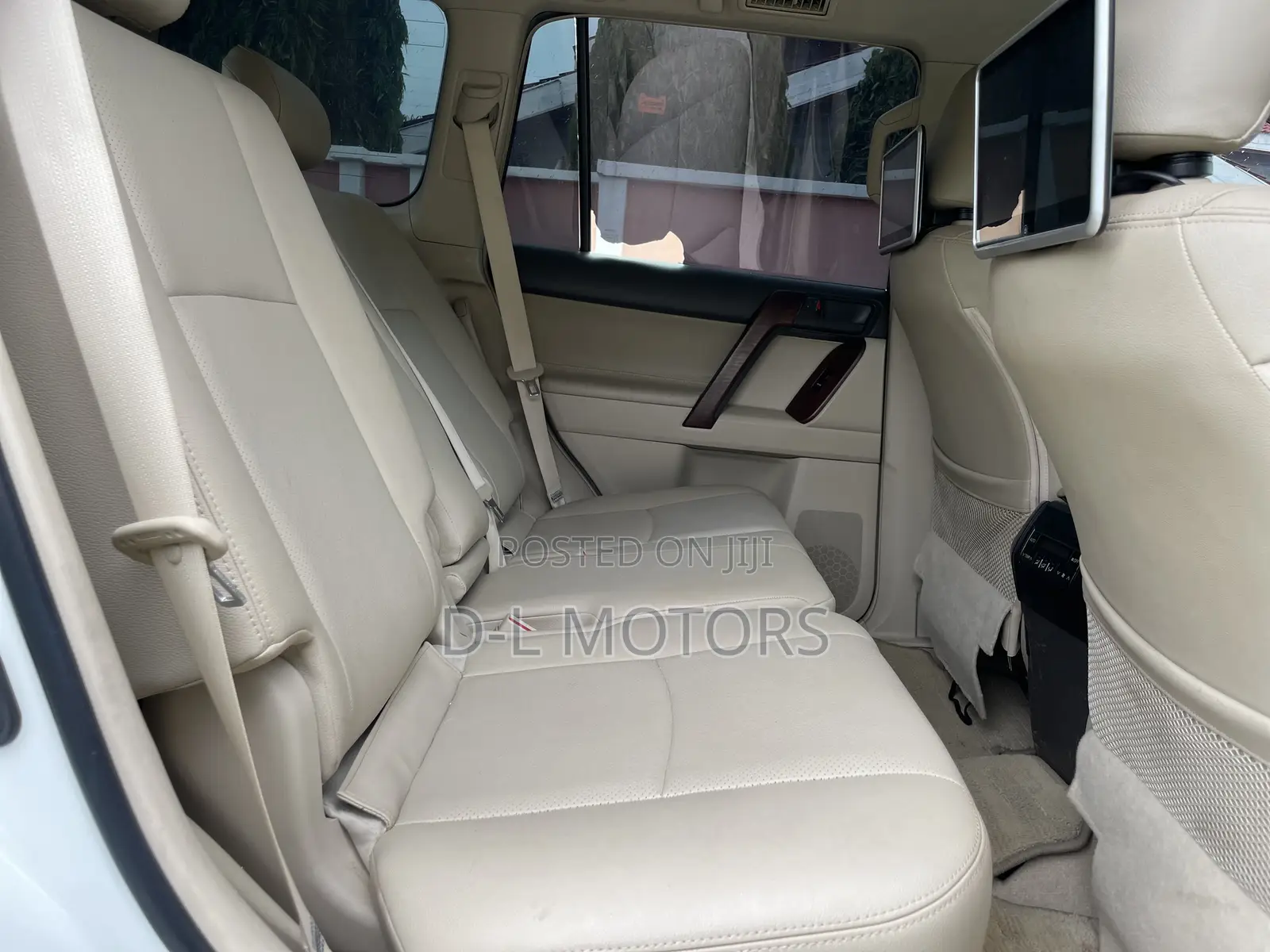 Toyota Land Cruiser Prado 2.7 2019 White