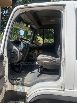 2004 Kia New Rhino2