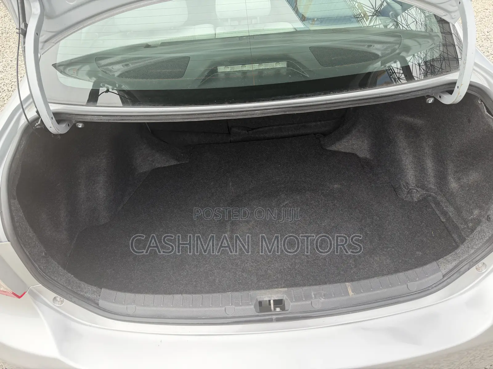 Toyota Corolla LE Special Edition 4dr Sedan (1.8L 4cyl 4A) 2013 Silver