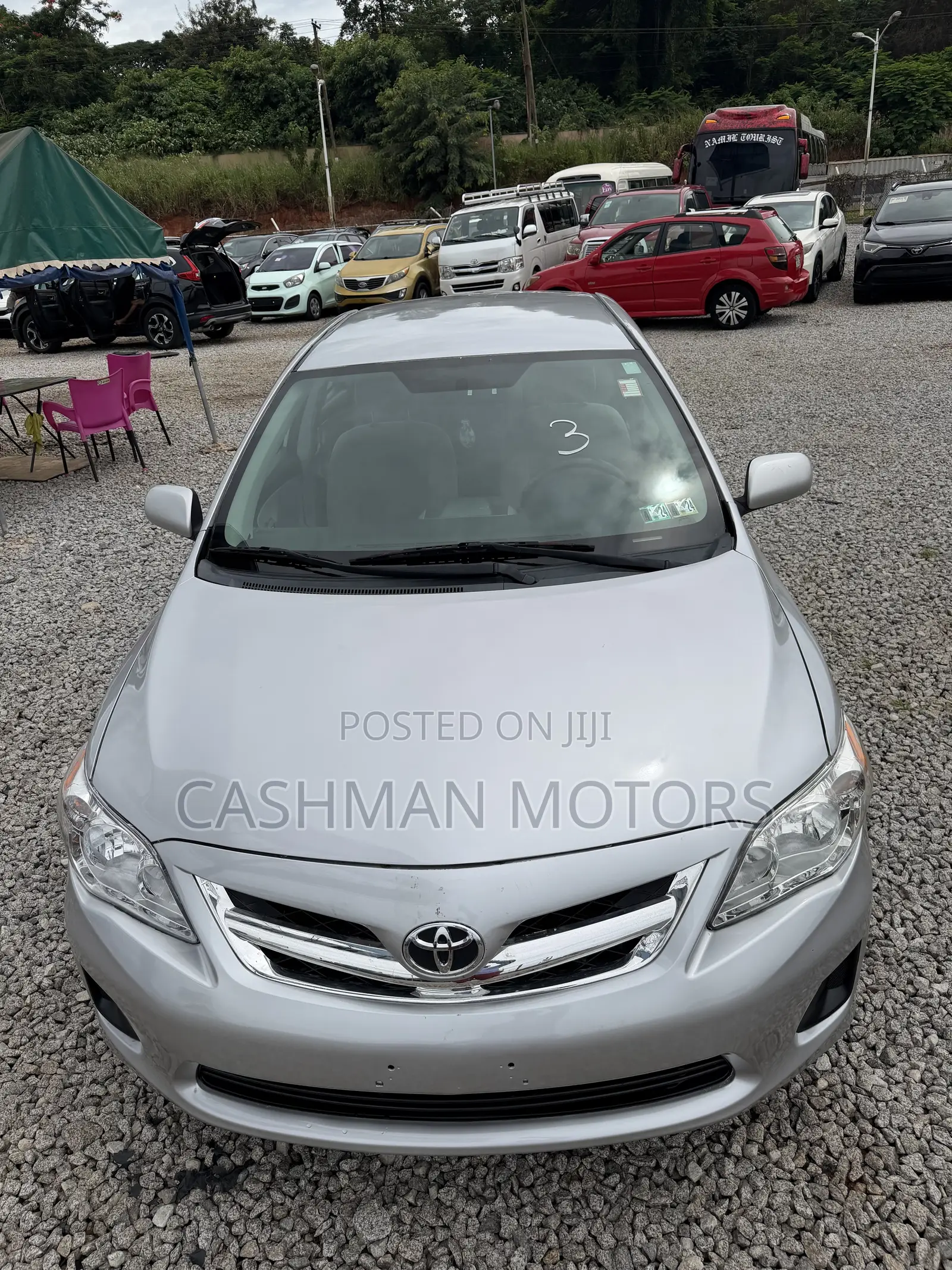 Toyota Corolla LE Special Edition 4dr Sedan (1.8L 4cyl 4A) 2013 Silver