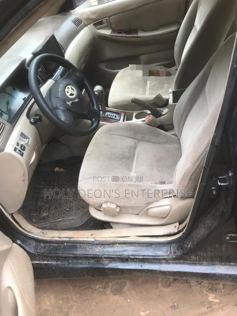 Toyota Corolla 1.8 Advanced 2009 Black