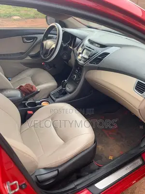 Hyundai Elantra Limited 4dr Sedan (1.8L 4cyl 6A) 2015 Red