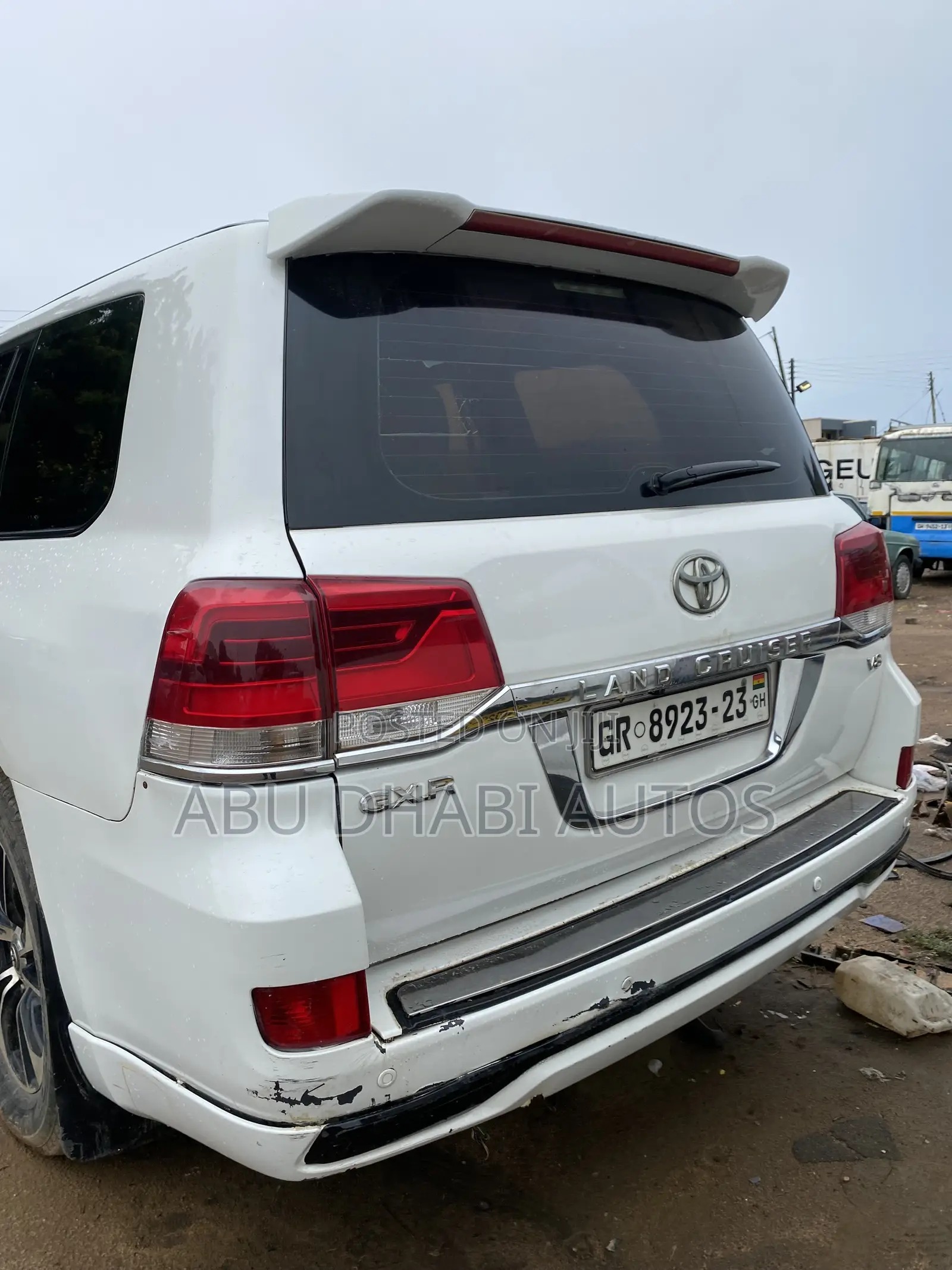 Toyota Land Cruiser 4.0 V6 GX-R 2012 White