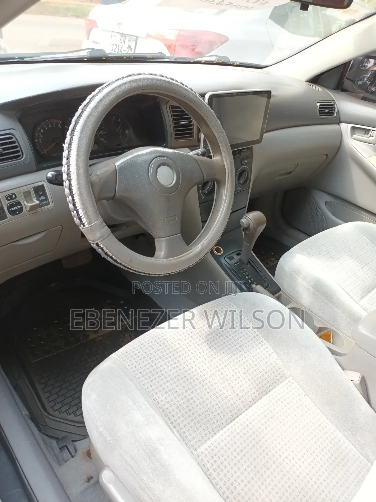 Toyota Corolla LE 4dr Sedan (1.8L 4cyl 4A) 2010 Silver