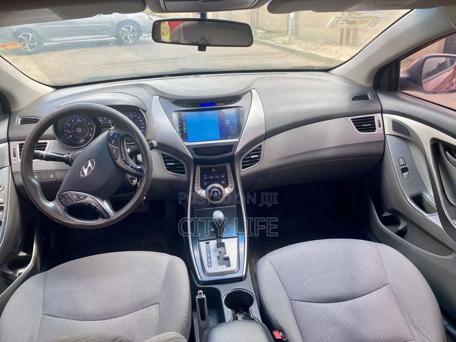 Hyundai Elantra Limited Sedan FWD (1.8L 4cyl 6A) 2013 Red