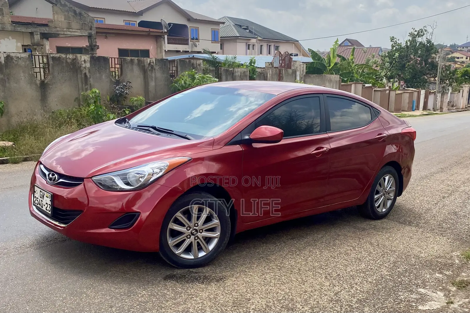 Hyundai Elantra Limited Sedan FWD (1.8L 4cyl 6A) 2013 Red