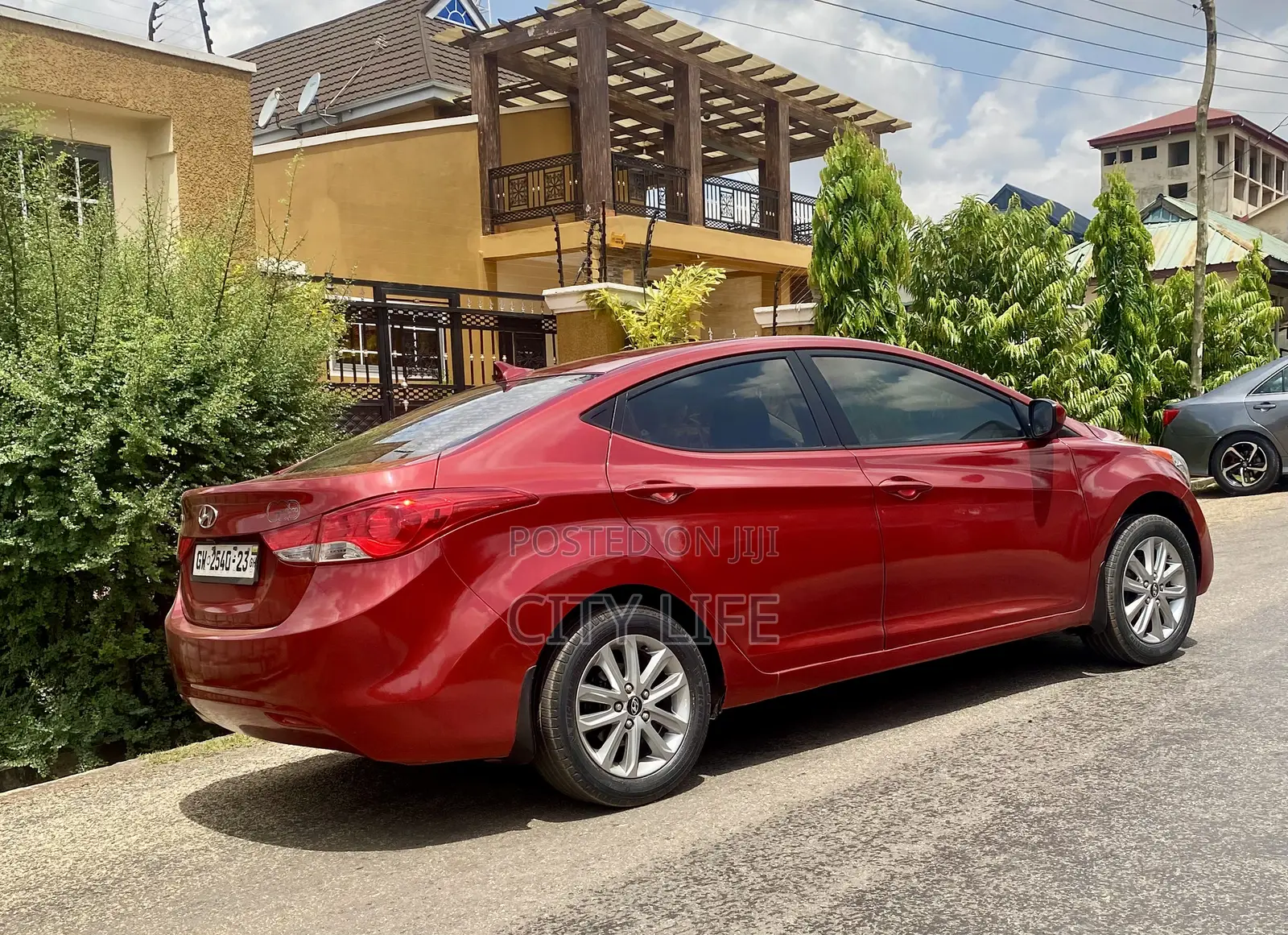 Hyundai Elantra Limited Sedan FWD (1.8L 4cyl 6A) 2013 Red