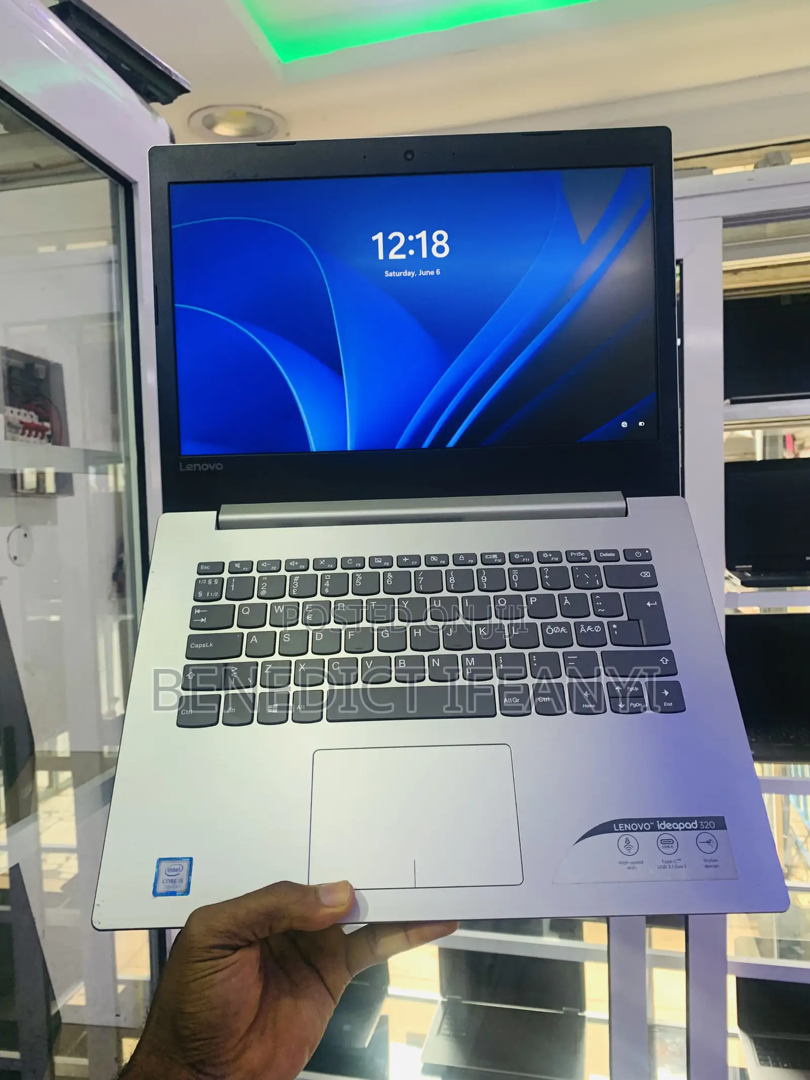 Laptop Lenovo IdeaPad 320 6GB Intel Core i5 SSD 256GB