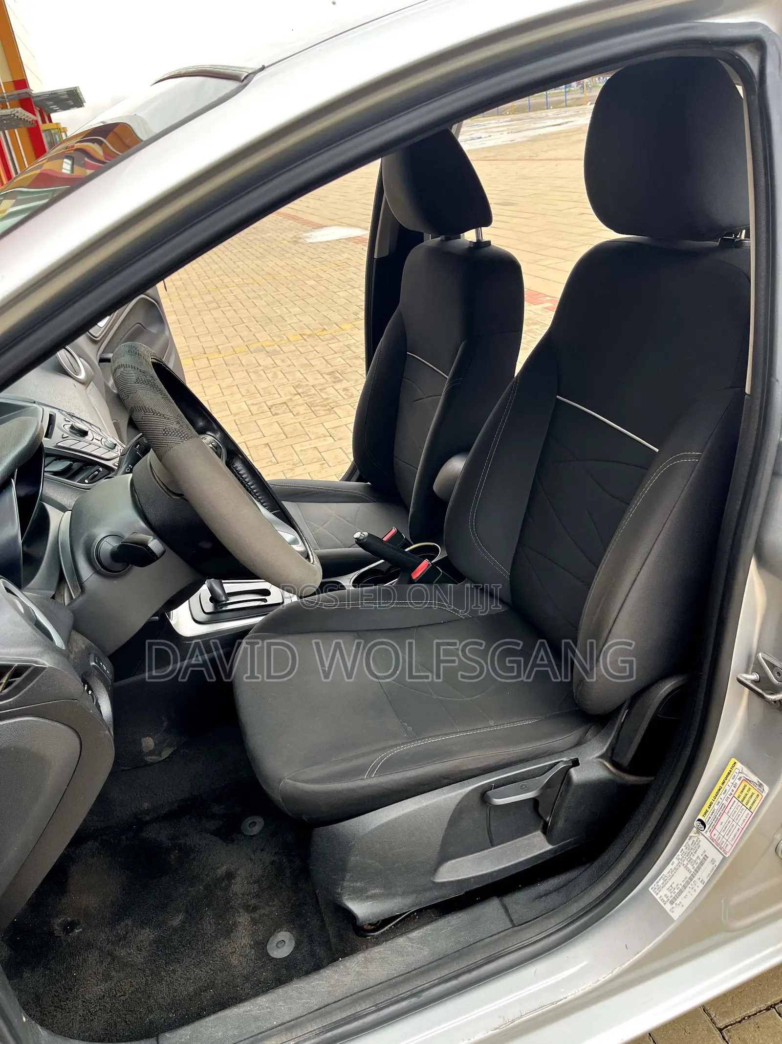 Ford Fiesta SE 4dr Hatchback (1.6L 4cyl 5M) 2014 Silver