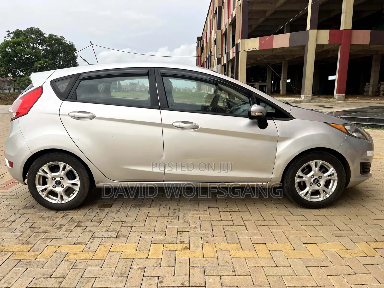 Ford Fiesta SE 4dr Hatchback (1.6L 4cyl 5M) 2014 Silver