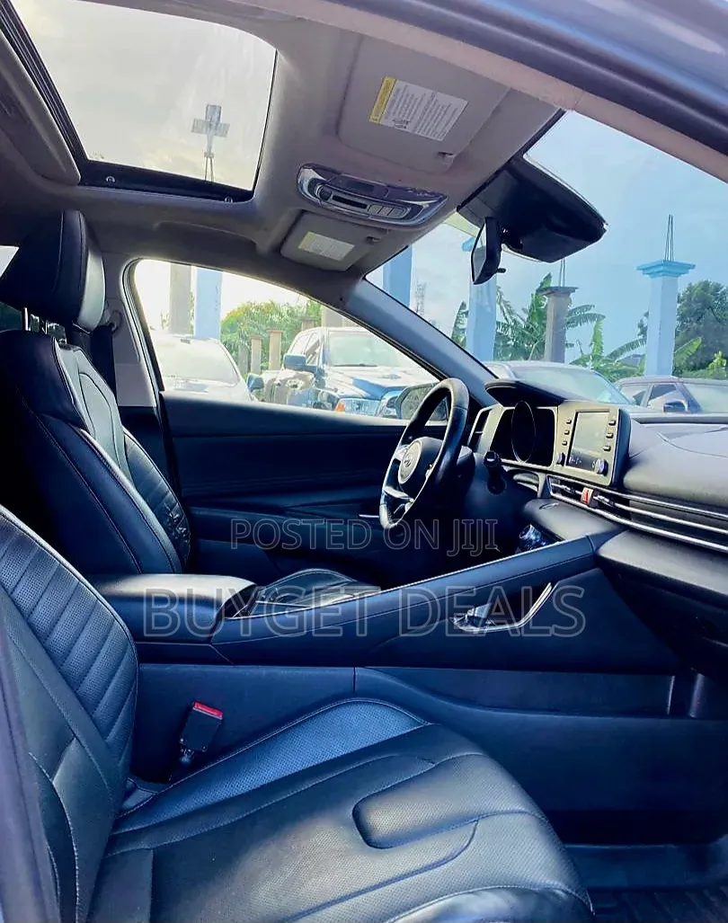 Hyundai Elantra Limited 2023 Blue