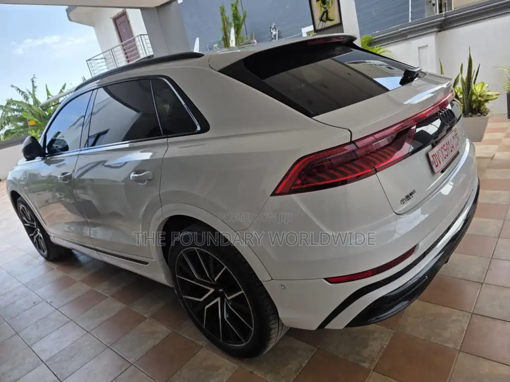 Audi Q8 55 Premium AWD quattro 2020 White