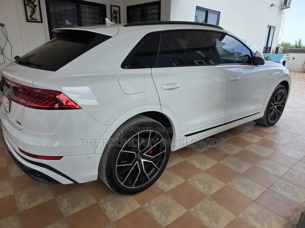 Audi Q8 55 Premium AWD quattro 2020 White