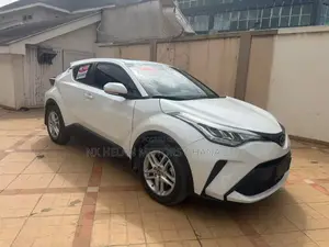 Toyota C-HR 2022 White